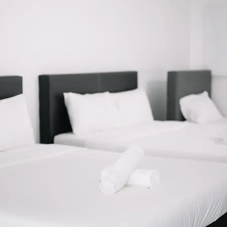 Maritime Seaview 2Bedrooms 2Carparks 4-12Pax